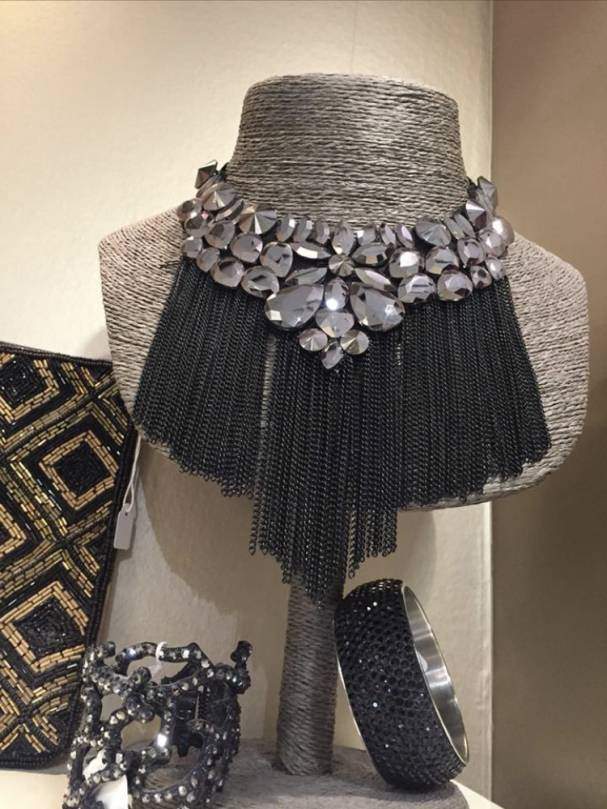 Accessoires assortis femme au Mans